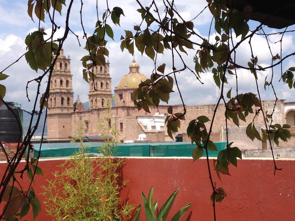 Hostal Casa Castillo Morelia Exterior photo