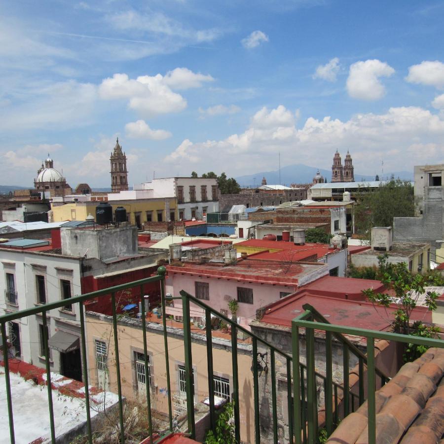 Hostal Casa Castillo Morelia Exterior photo